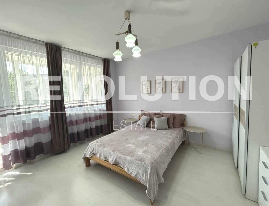 Дава се под наем Тристаен апартамент в Варна, Център - 62 кв.м за 500 € - Снимка #3