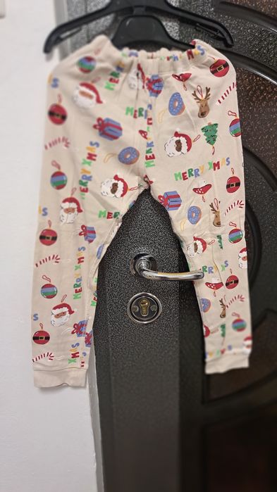 Pijama  de Crăciun H&M copii 110-116