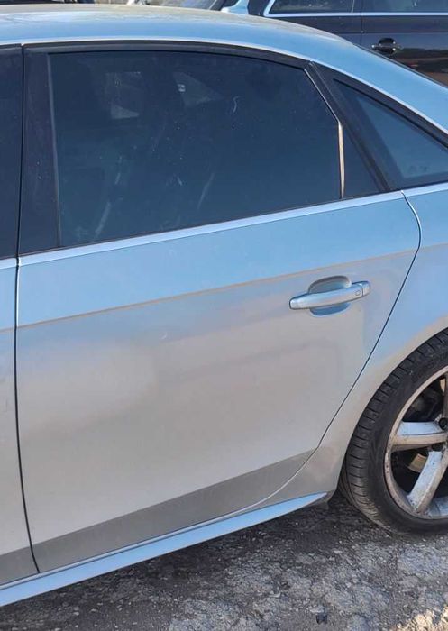 Задна лява врата Audi A4 B8