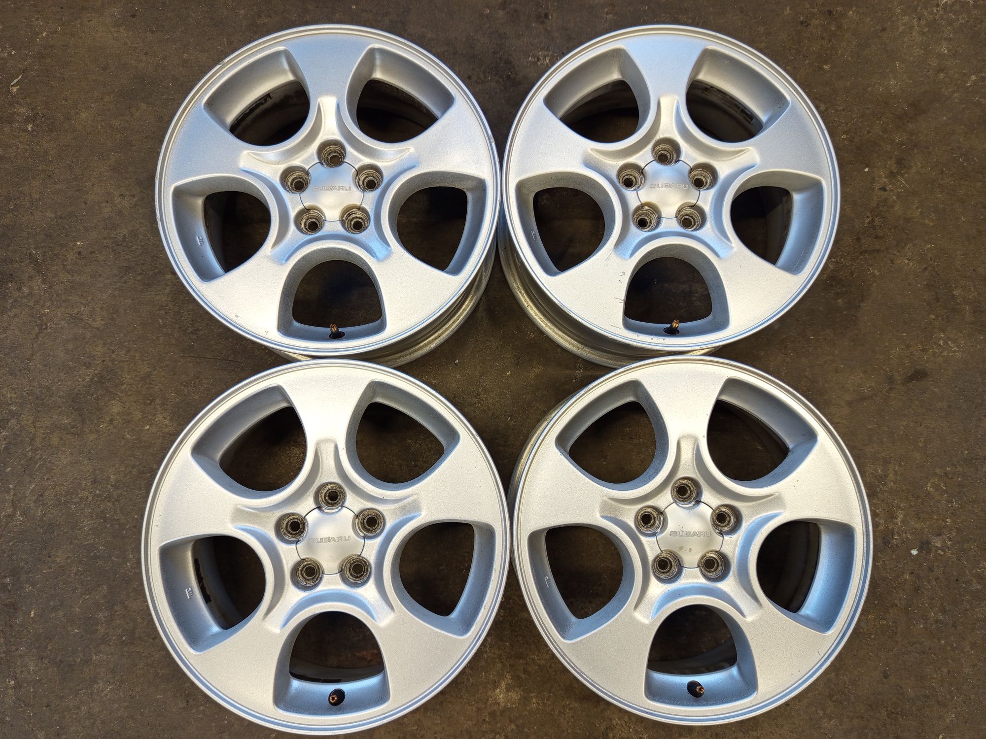 16" Subaru Оригинални Джанти 5x100 Субару