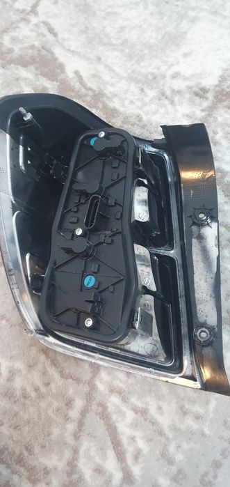 Фара минднайт унг томон