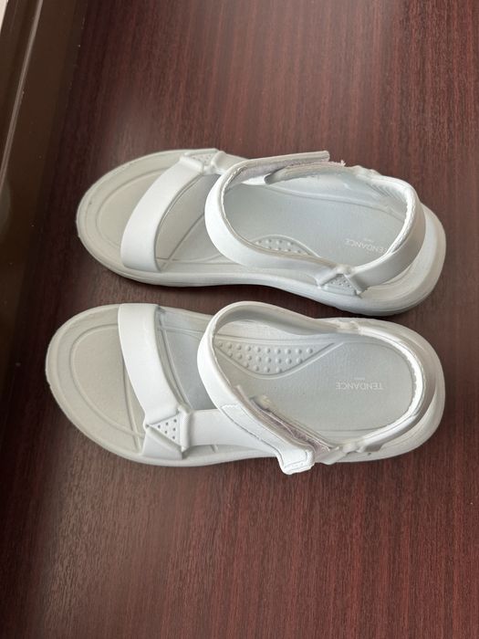 Сланцы для купания/пляжа