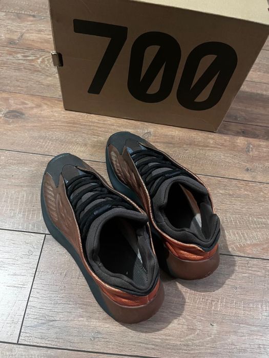 Vand yeezy 700v3