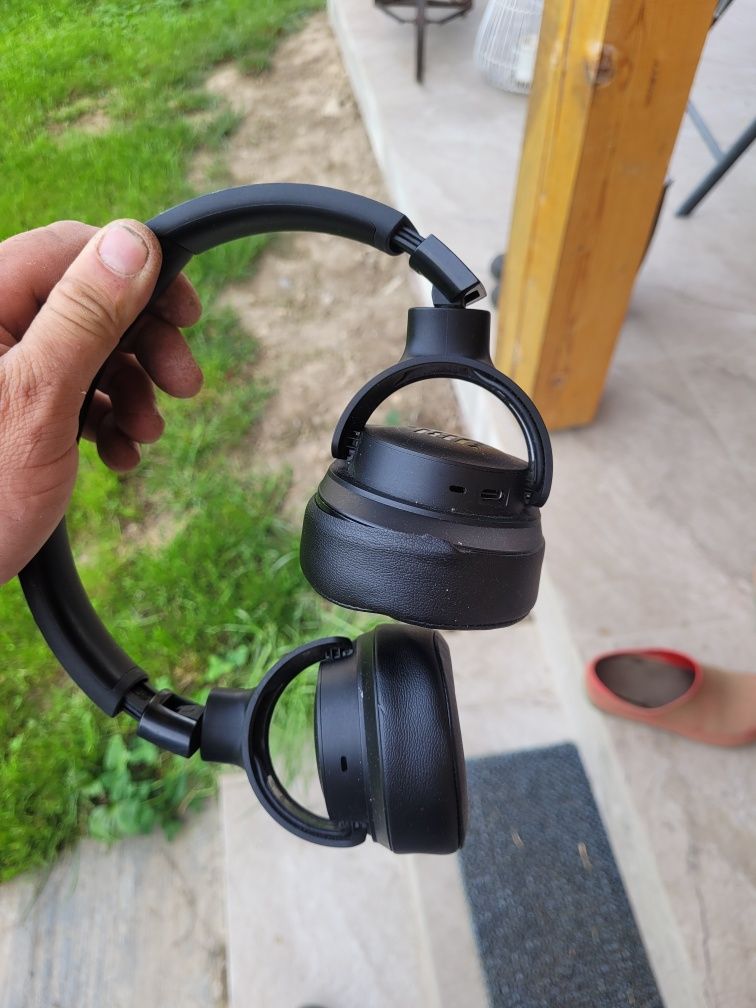 Casti JBL tune 710