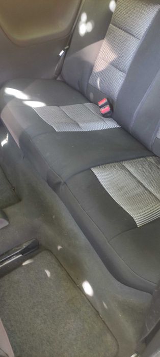 Volkswagen polo doua usi