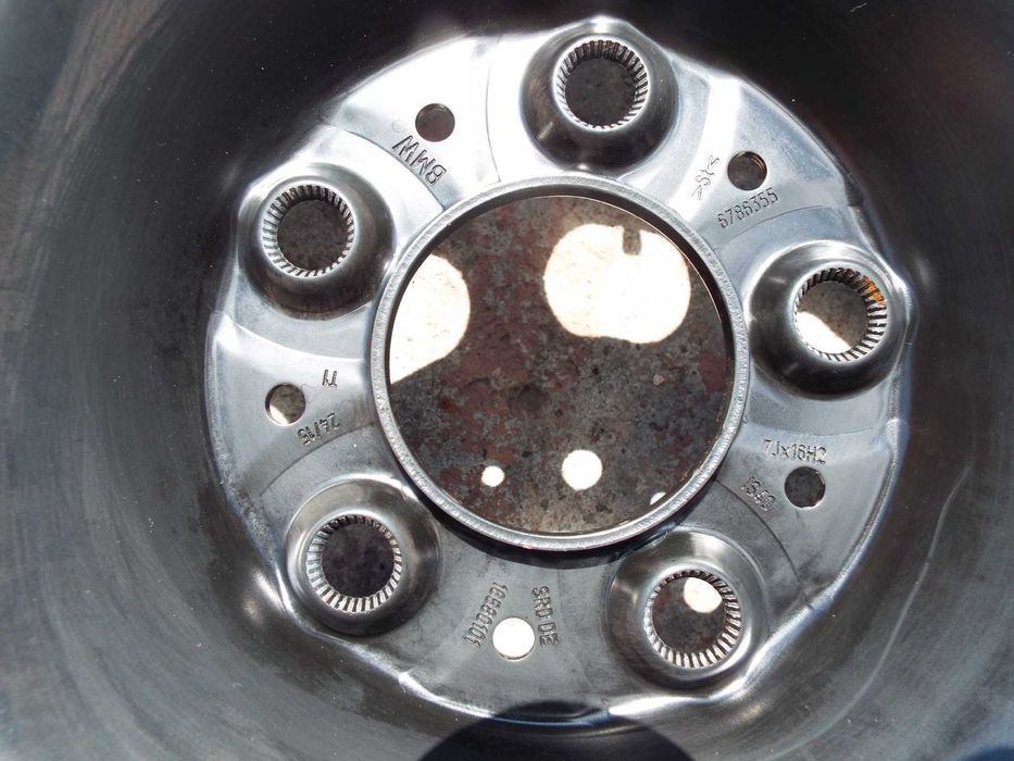 vand 4 jante pe 16" pentru BMW f30,f31,F20,F21,F22  pret 1000lei