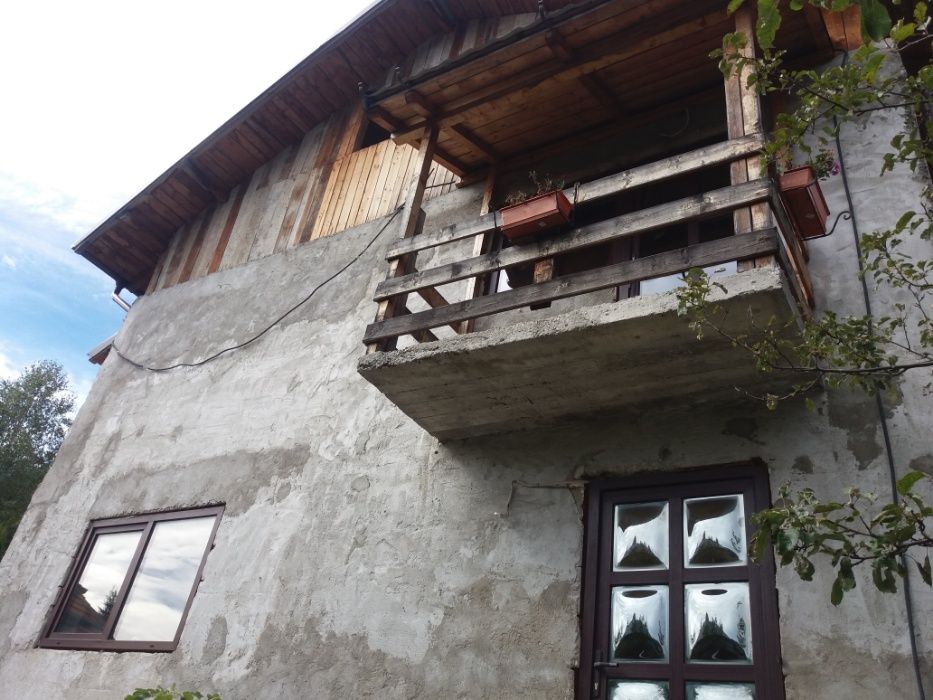 Casa in Bușteni pretabil pensiune