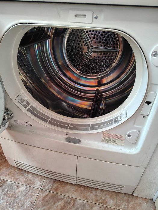 Сушилня AEG Lavatherm 7кг