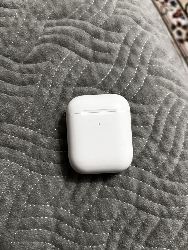 AirPods Наушник