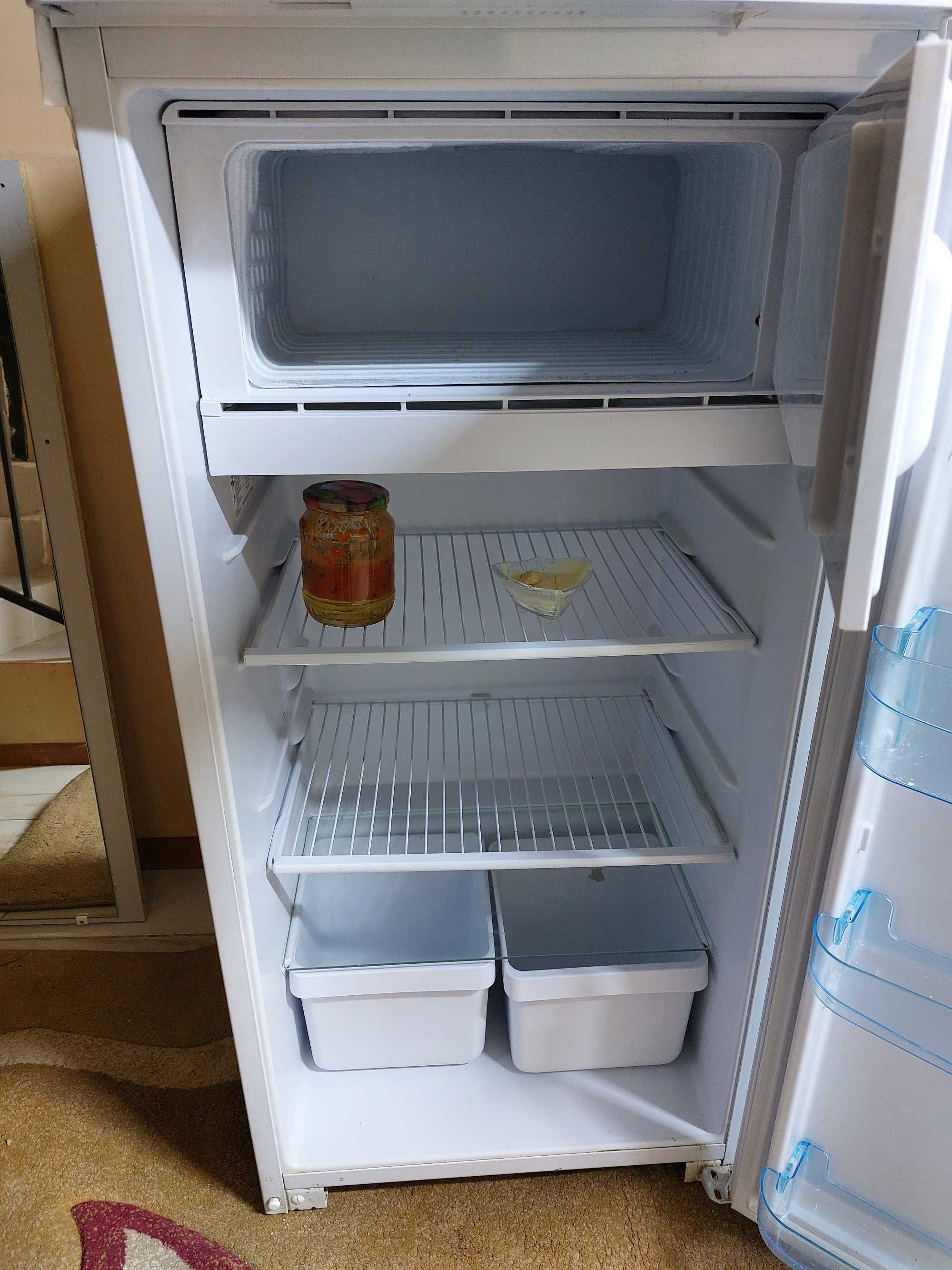 Холодильник Бирюса высота 90 новый