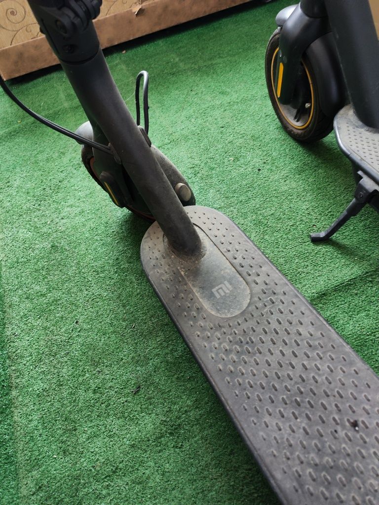 Mi Electric Scooter Pro 2