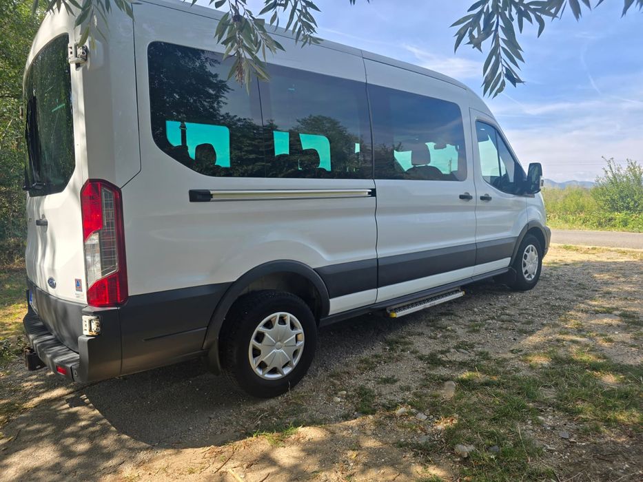 Ford Transit 9 Locuri