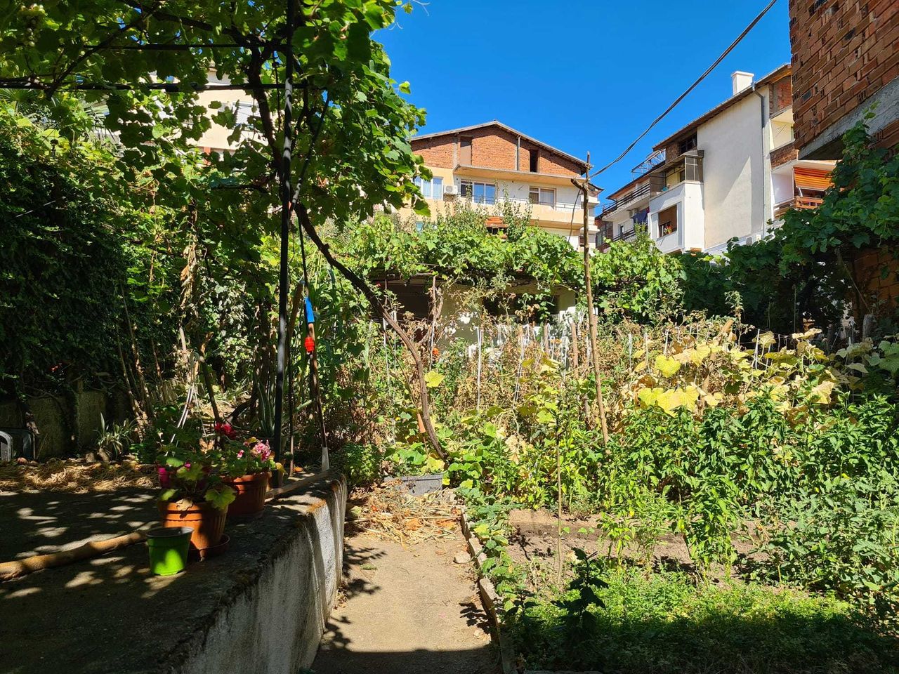Продава се Етаж от къща в Сандански - 90 кв.м за 856 €/кв.м - Снимка #1