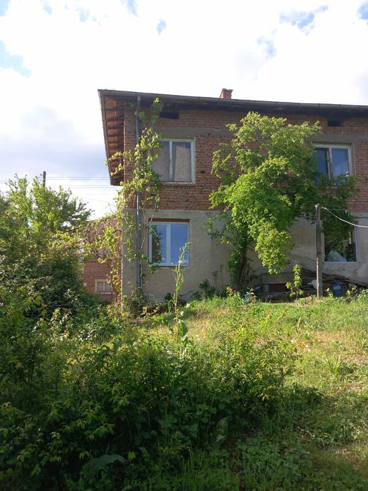 Продава се Къща в с. Долна Гращица, Област Кюстендил - 228 кв.м за 145 €/кв.м - Снимка #2