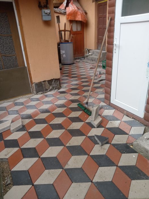 Executam lucrări de pavaje și rigole de orice tip