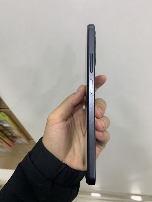 Refmi not 12 4/128 sastayana idial