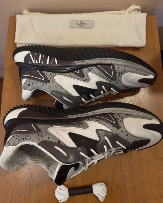 Valentino Garavani Wade runner