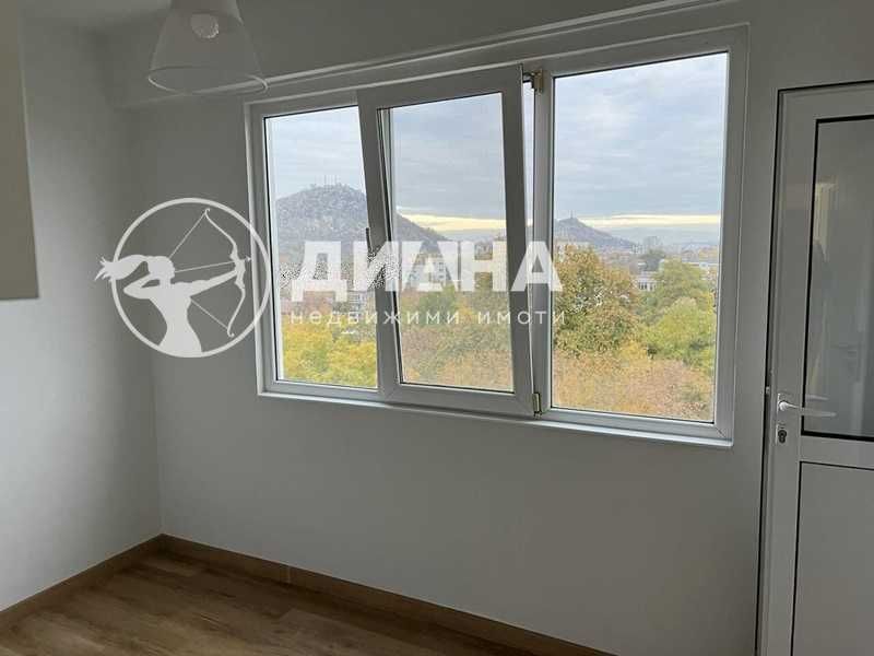 Продава се Тристаен апартамент в Пловдив, Кючук Париж - 64 кв.м за 1532 €/кв.м - Снимка #7