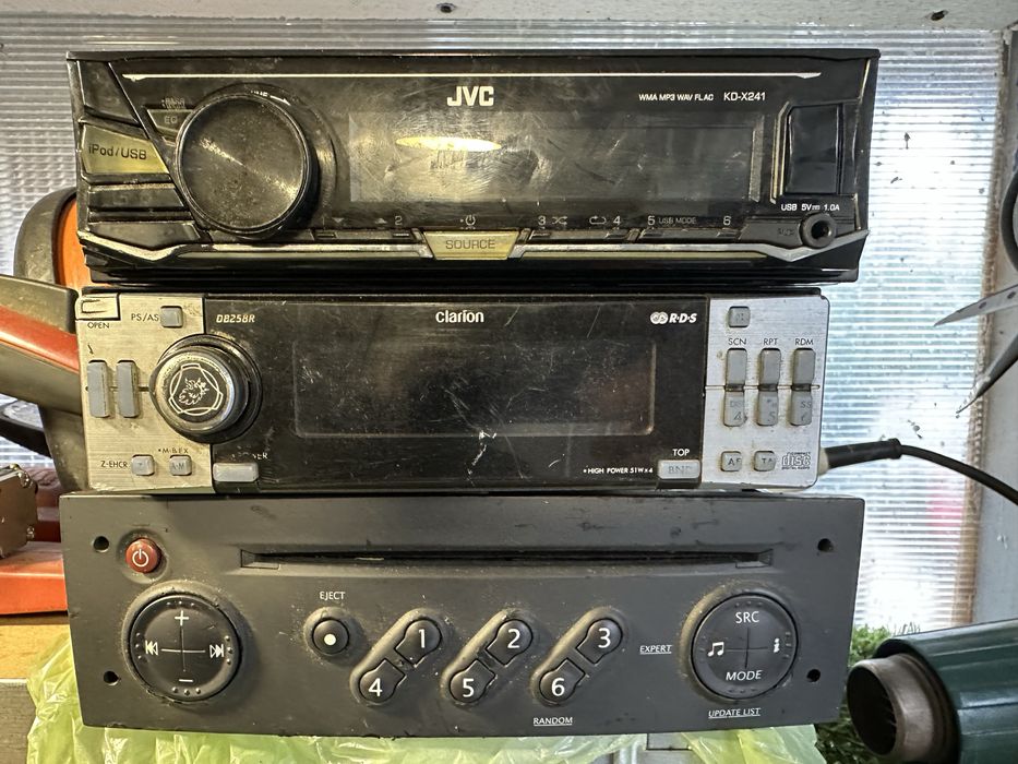 Radio-Casetofon Renault