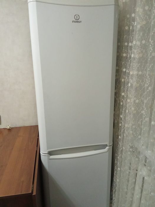 Холодильник на запчасти