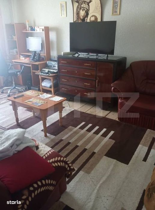 Apartament 4 camere, decomandat, parter, 78 mp, zona Burdujeni