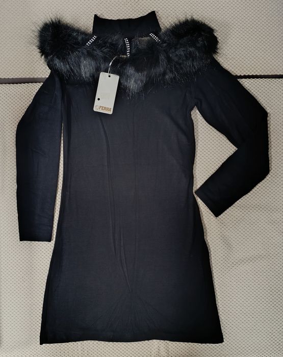 Продавам Туники,Рокли