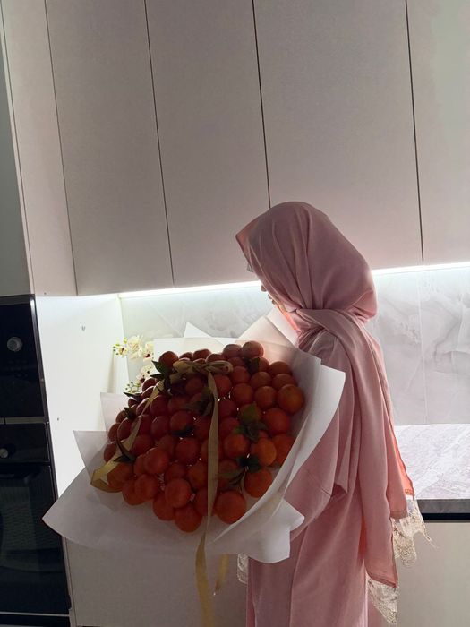 Букет из мандарин, клубника в шоколаде, дубайски. корпоротивный заказы