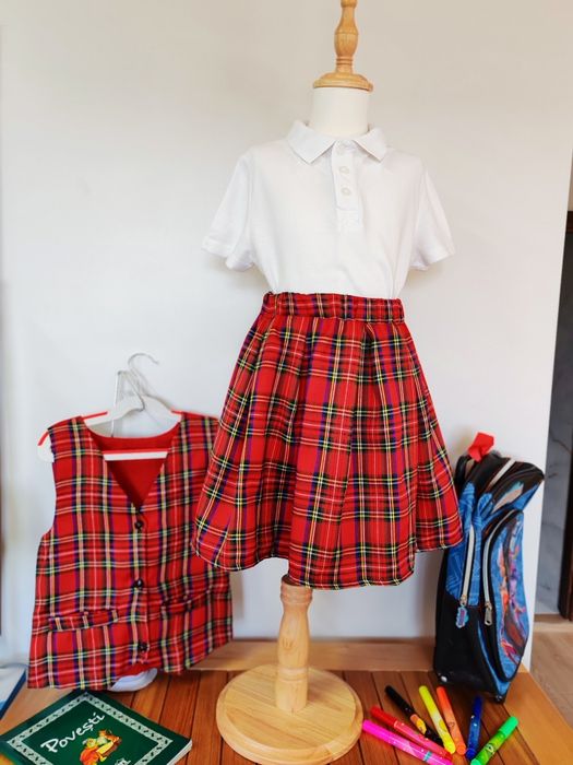 Uniforme școlare