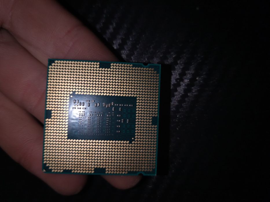 Vând intel core i5 4590