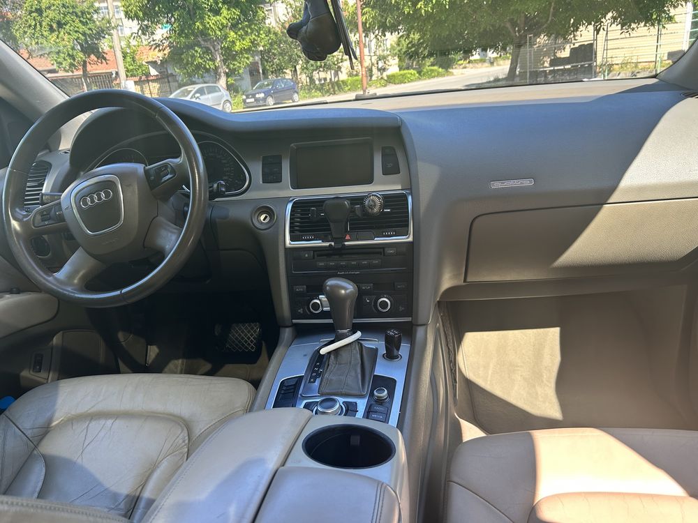 Audi Q7 quattro 3,0 tdi