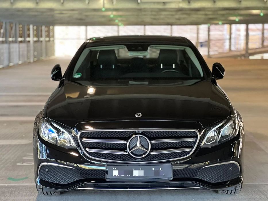 Mercedes-Benz E Mercedes E 220 2019. consum redus 4.6 l/100 km, dotări premium, stare