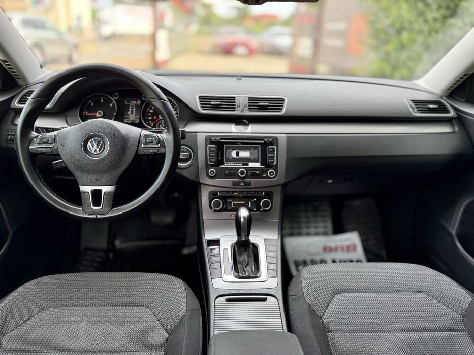 • Volkswagen Passat 2012 / 2.0 Tdi / DSG / Parc auto • RATE / Garantie
