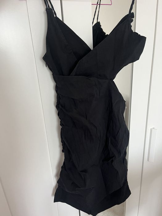 ZARA рокля с а-симетричен елемент