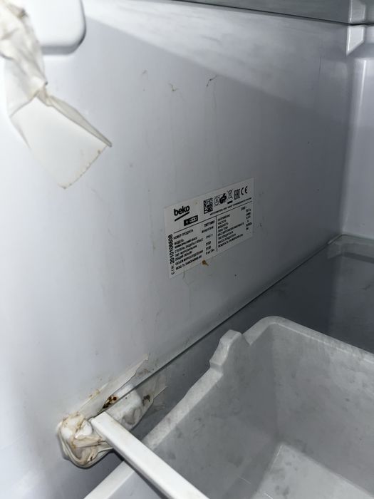 Продам морозильную камеру