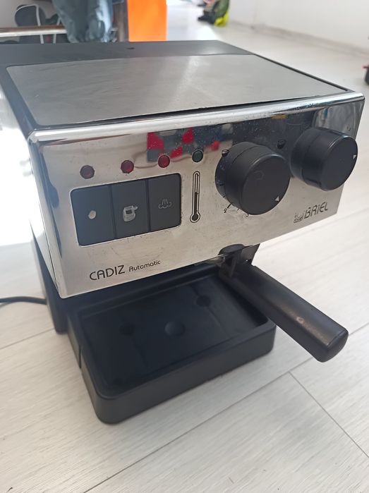 Кафе машина за мляно кафе Еспресо кафе