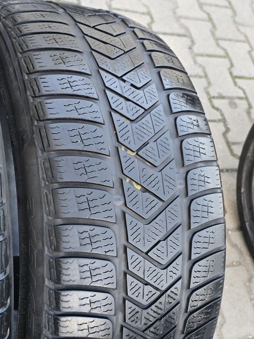 245 45 19 Pirelli