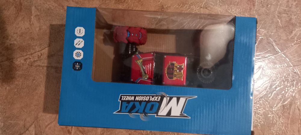 Продам машинку на пульте