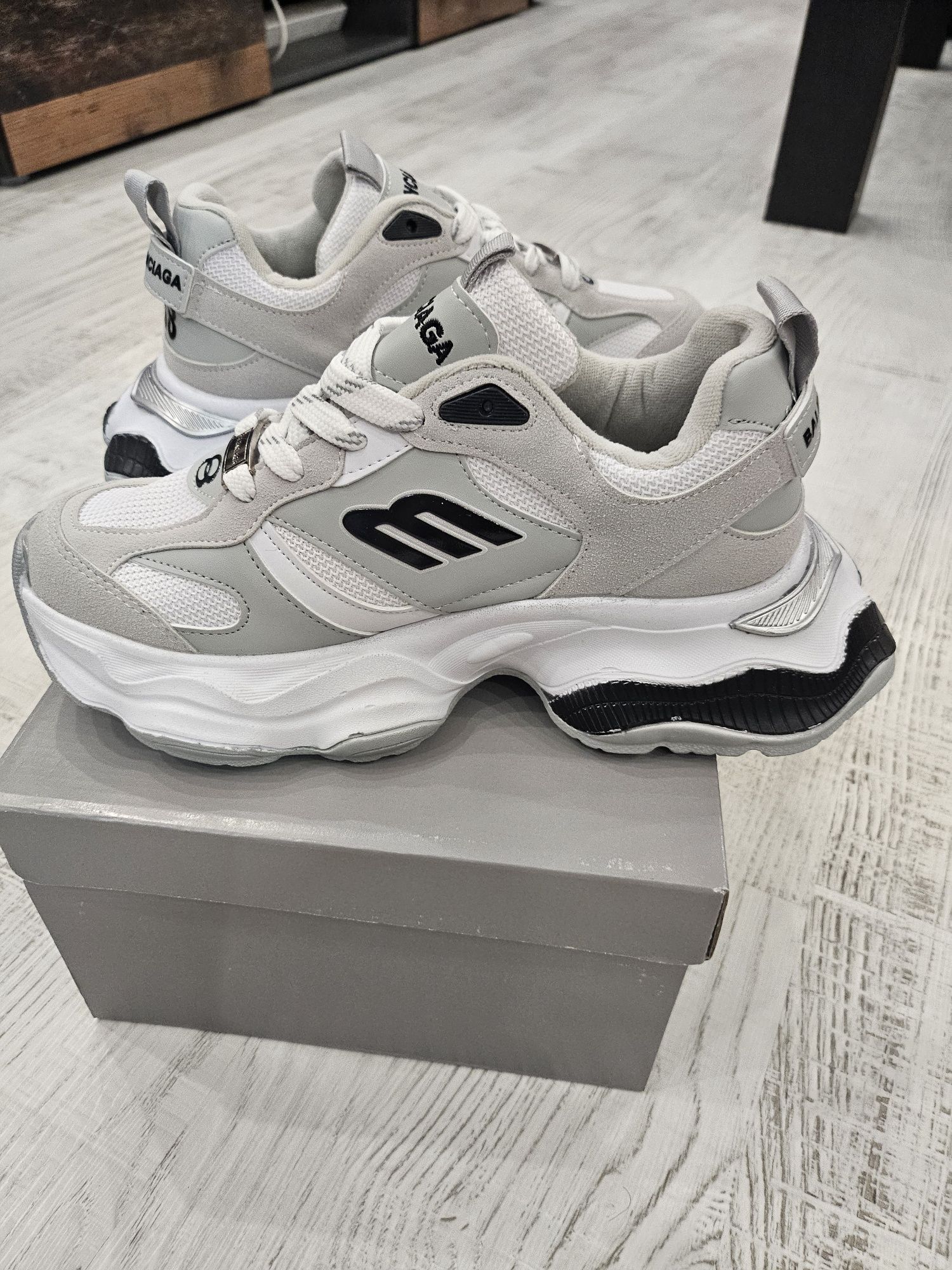 Дамски маратонки New Balance, Balenciaga