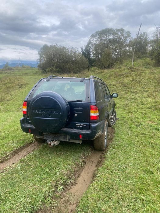 Vând Opel Frontera!