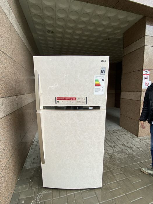 Продам холодильник