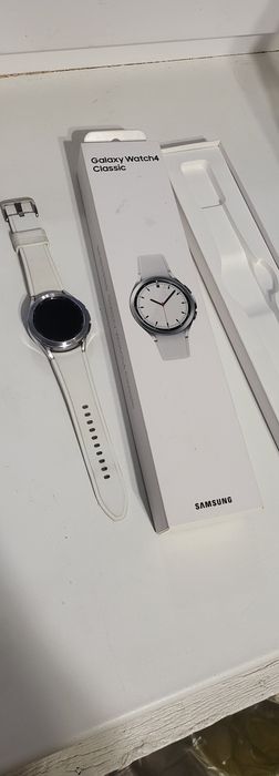 Продам часы samsung galaxy watch 4 classic