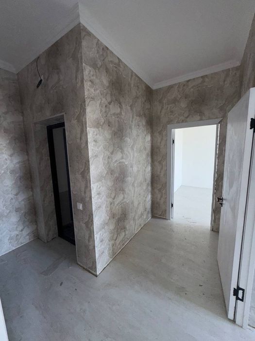 Срочно продается 2 комнатная квартира новостройка бектемирском районе