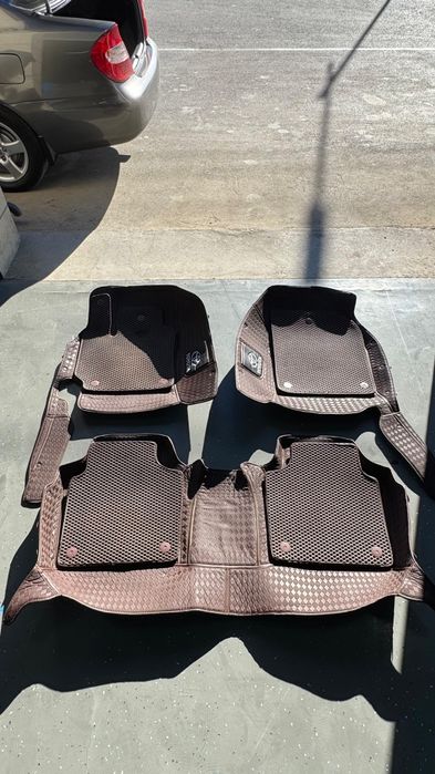 3Д полики продам Toyota 50-55