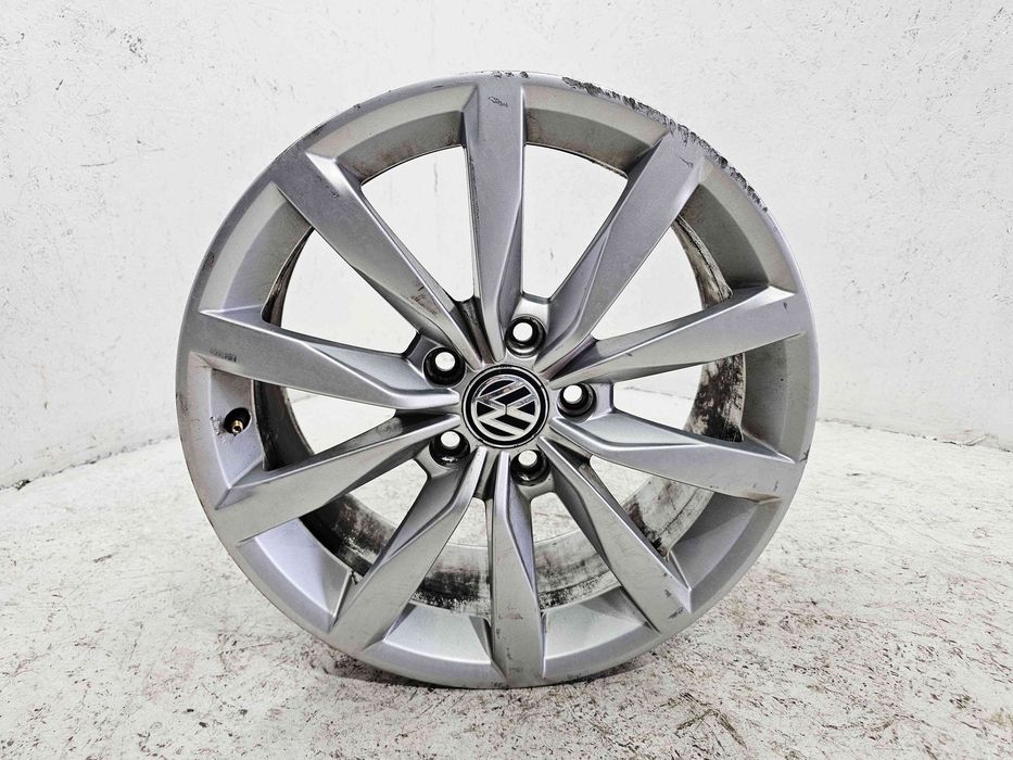 Janta aliaj Volkswagen Golf 6 (5K1) [Fabr 2009-2013] 5X112 R17 7J ET 4