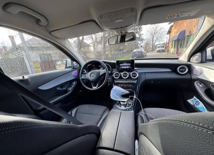 ***Vand Mercedes c200***