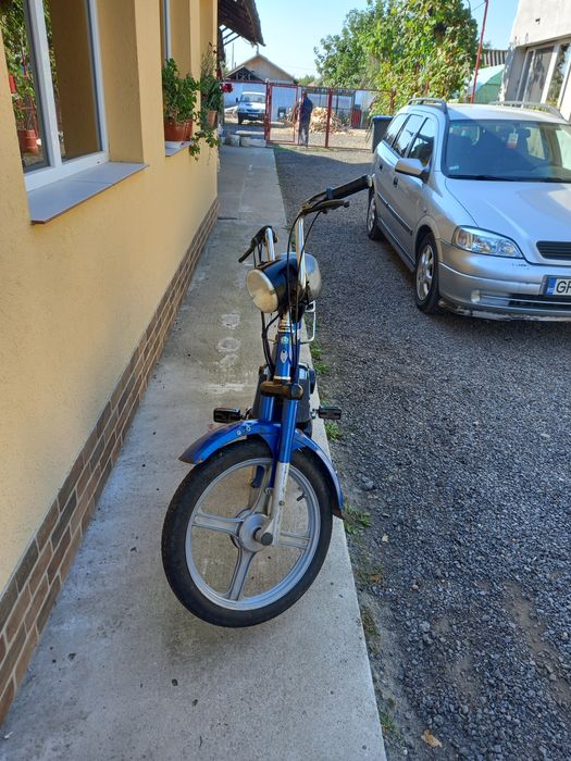 Piaggio Si Albastru