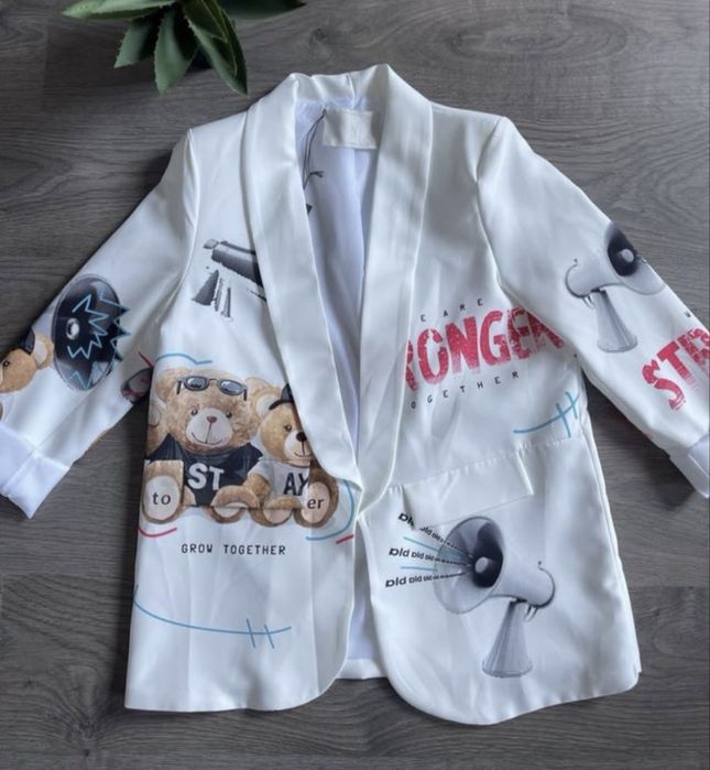 Дамско  НОВО сако