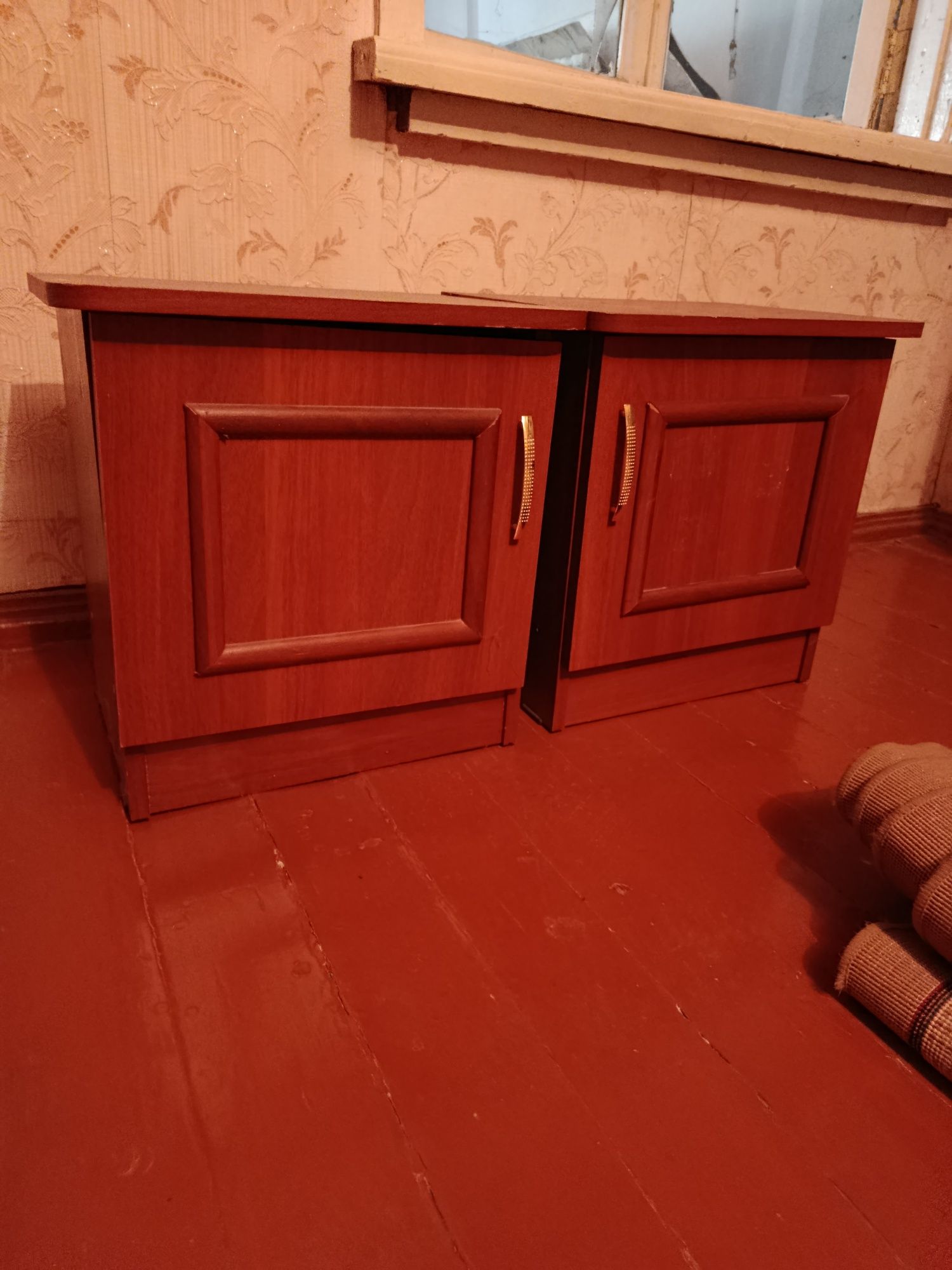 Продаю спальный гарнитур