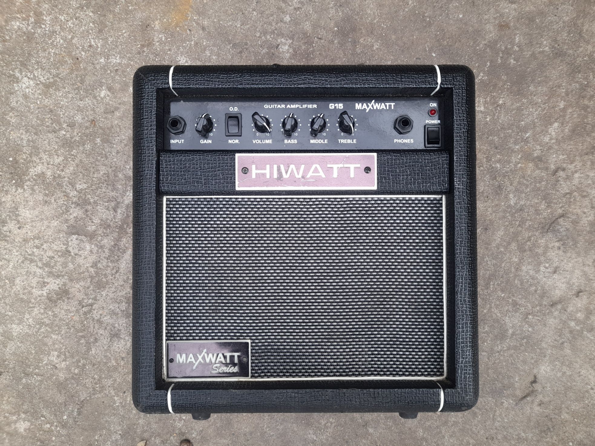 amplificator chitara Hiwatt Maxwatt G15