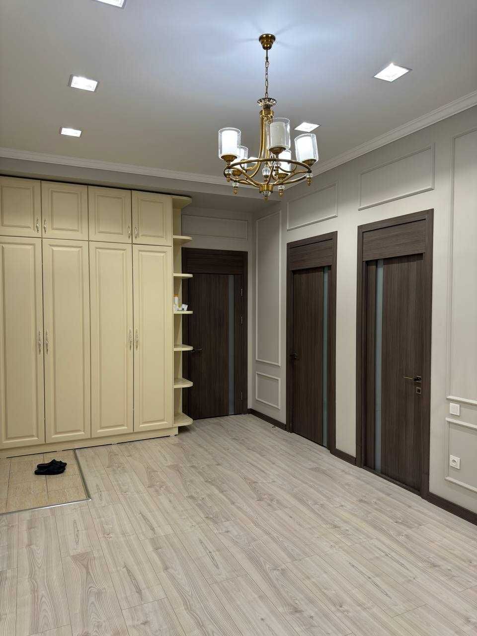 Срочно продается 3х ком квартира в ЖК "Cambridge residence" 110м2